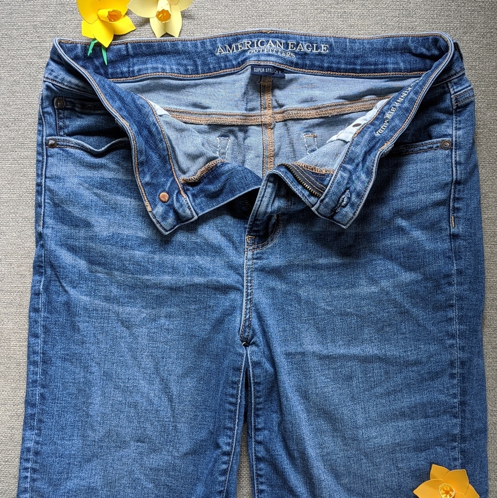 AE Hi-Rise Skinny Bermuda Shorts